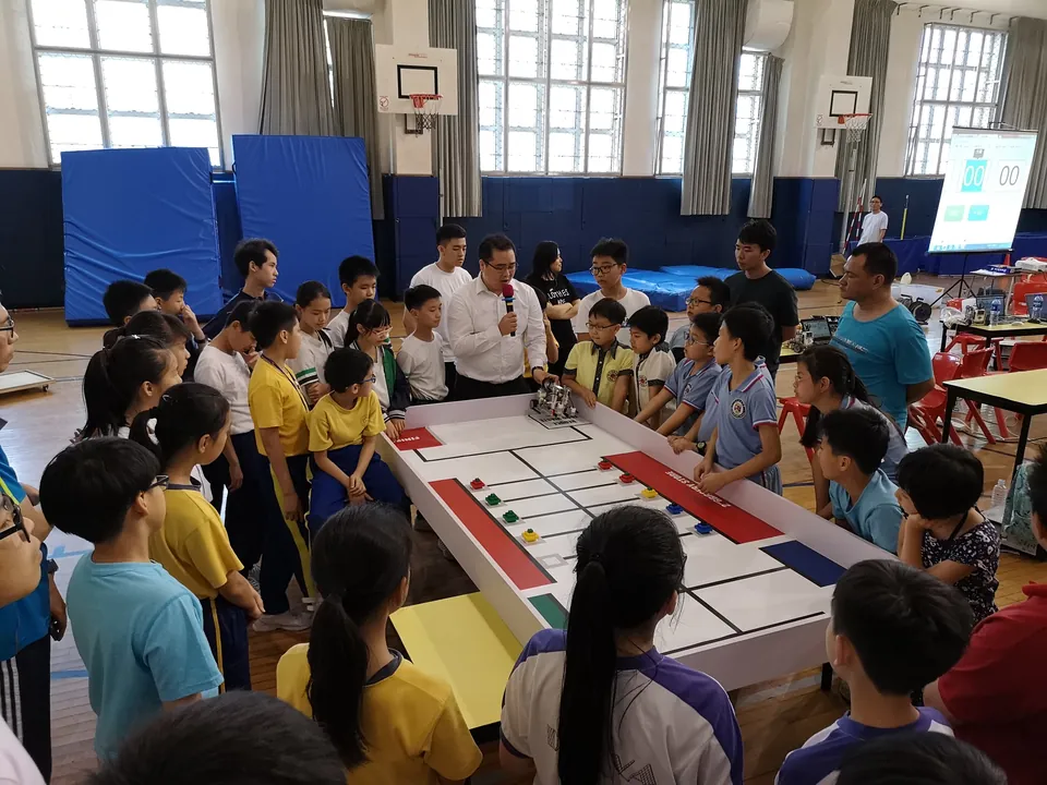 [媒體報導] 機械人奧賽澳區選拔下月舉行